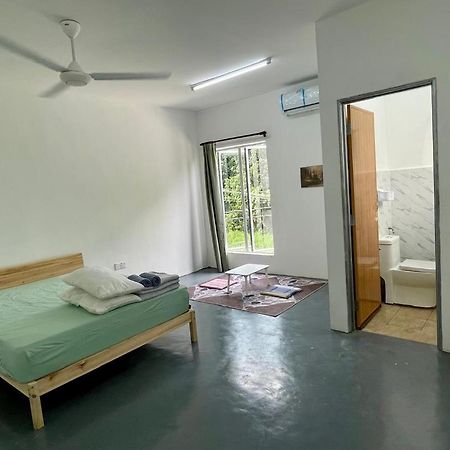 Inderapura Villa Free Parking 莎阿南 外观 照片